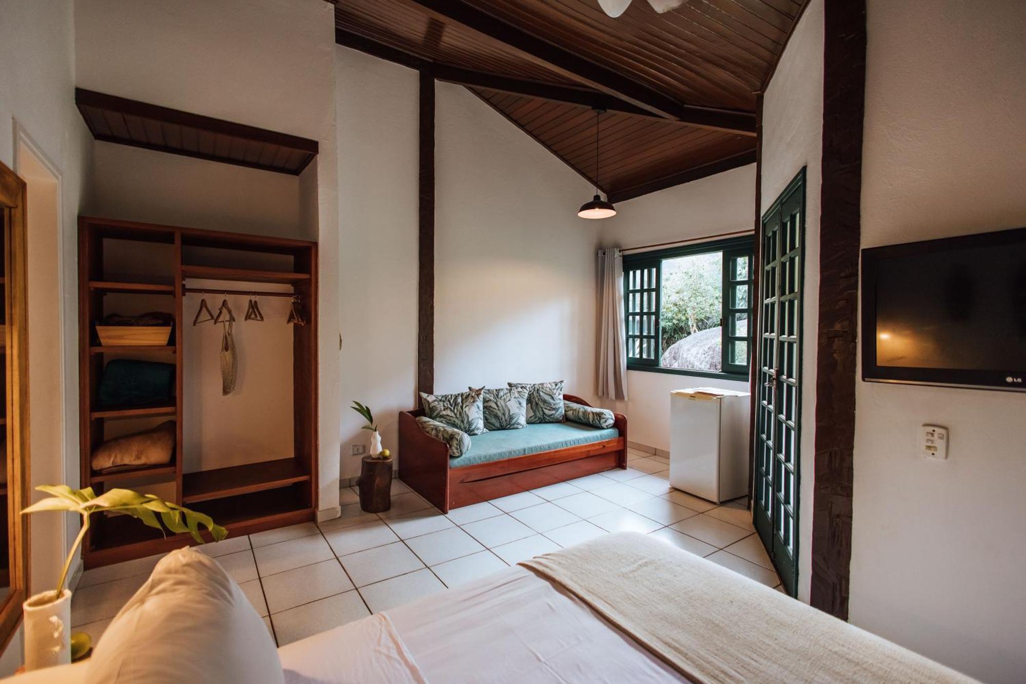 Pousada Vila Das Pedras Ilhabela Exterior photo